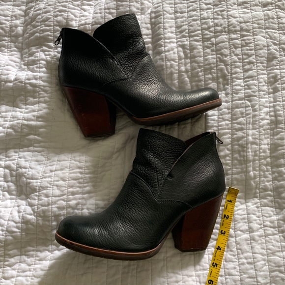 EUC Kork-Ease Castaneda Bootie — Black - Picture 4 of 6